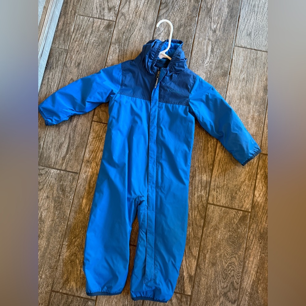 Columbia Snow Suit ⛄️ 
18-24 mos